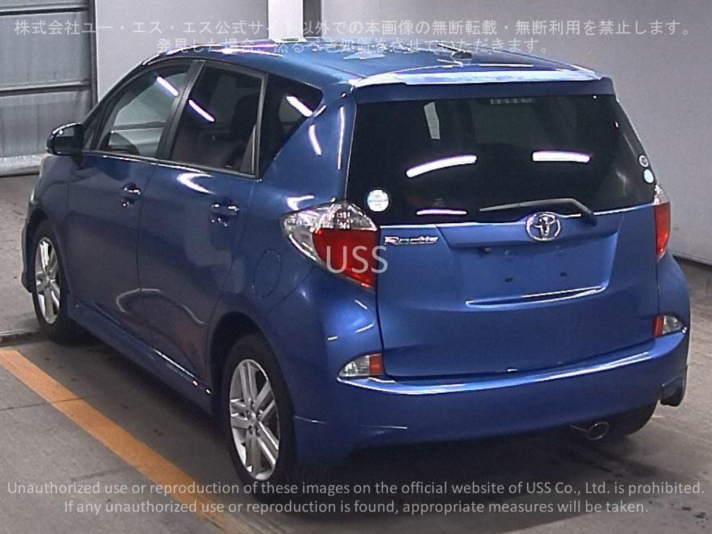 2010 TOYOTA RACTIS